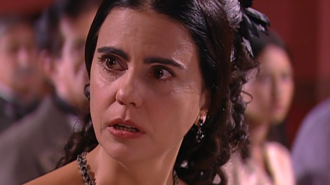 Tomásia (Mayara Magri) em A Escrava Isaura