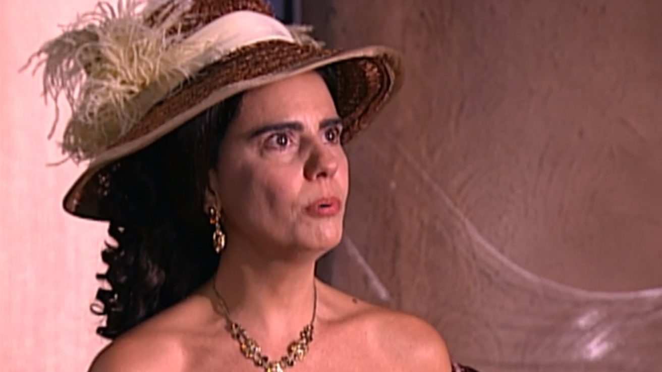 Tomásia (Mayara Magri) em A Escrava Isaura
