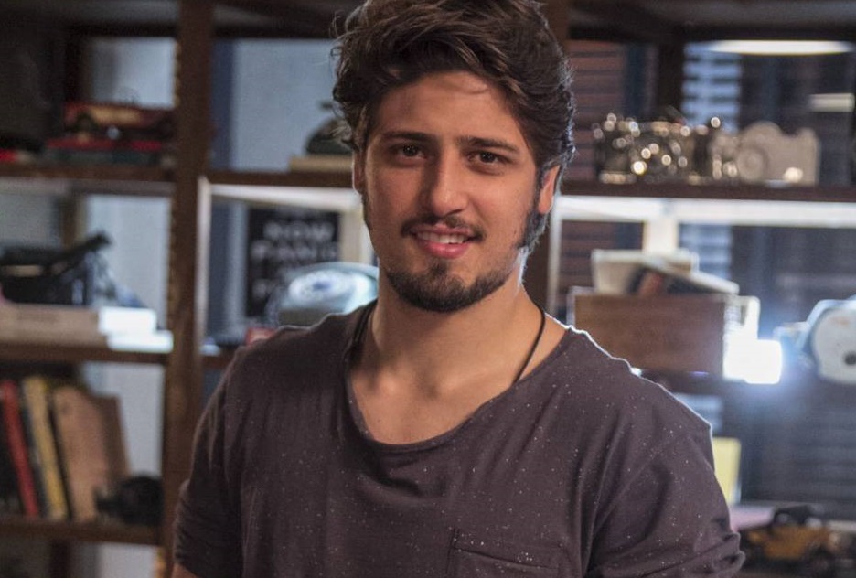 Daniel Rocha é Rafael em Totalmente Demais