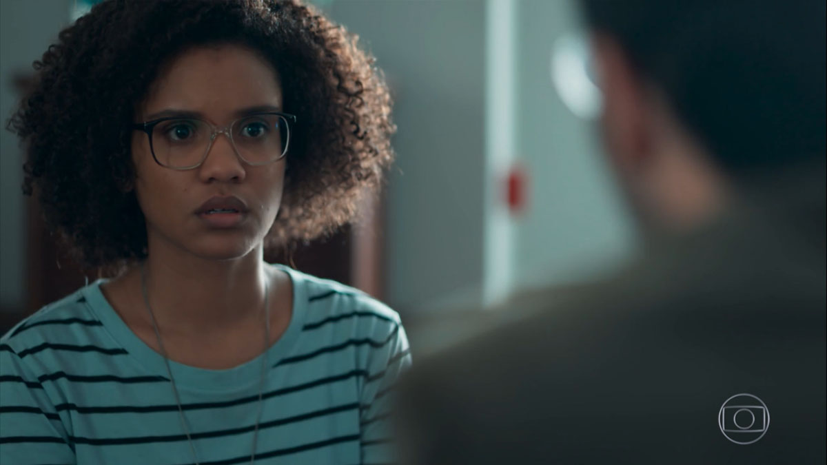 Ellen (Heslaine Vieira) e Bóris (Mouhamed Harfouch) em Malhação