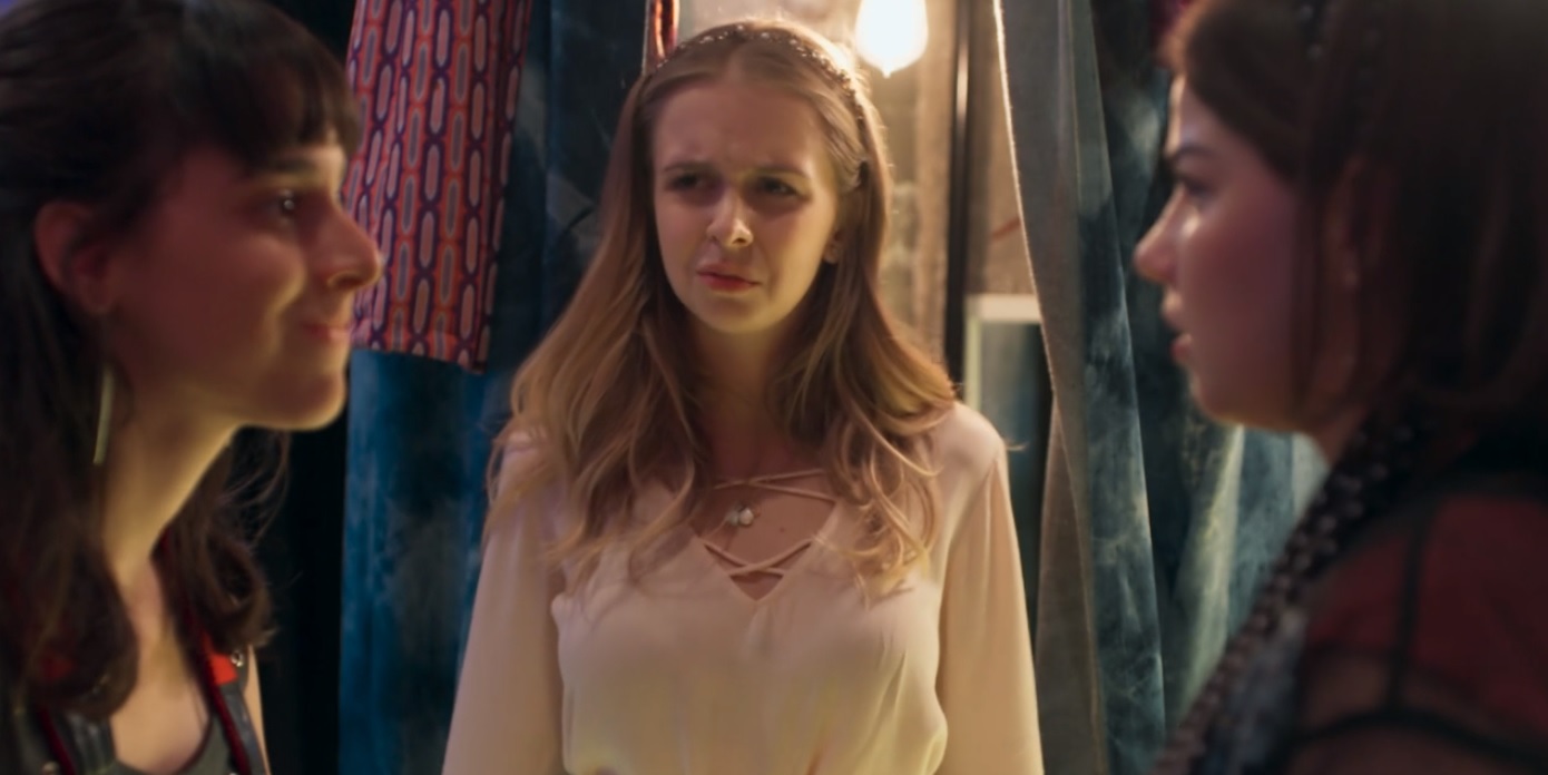 Lica (Manoela Aliperti), Clara (Isabella Scherer) e Keyla (Gabriela Medvedovski) de Malhação - Viva a Diferença