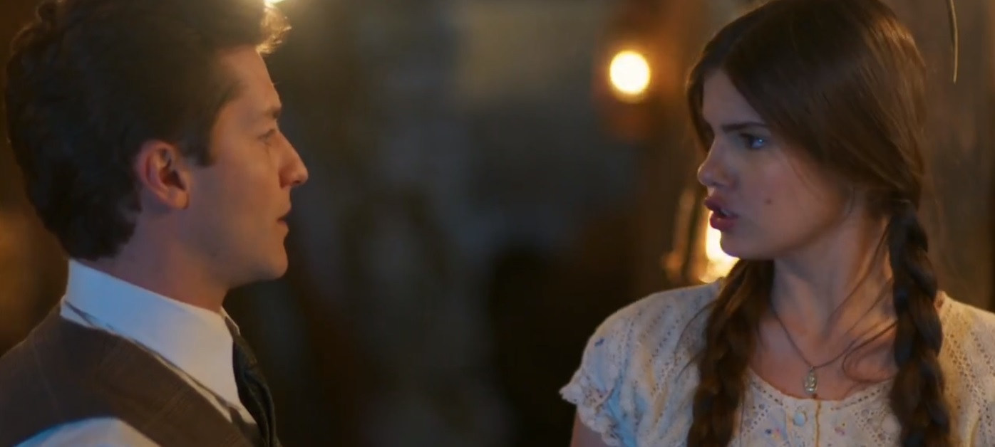 Romeu (Klebber Toledo) e Mafalda (Camila Queiroz) de Êta Mundo Bom!