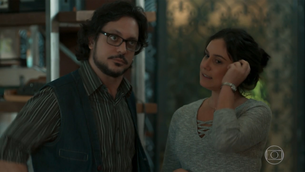 Roney (Lúcio Mauro Filho) e Josefina (Aline Fanju) em Malhação