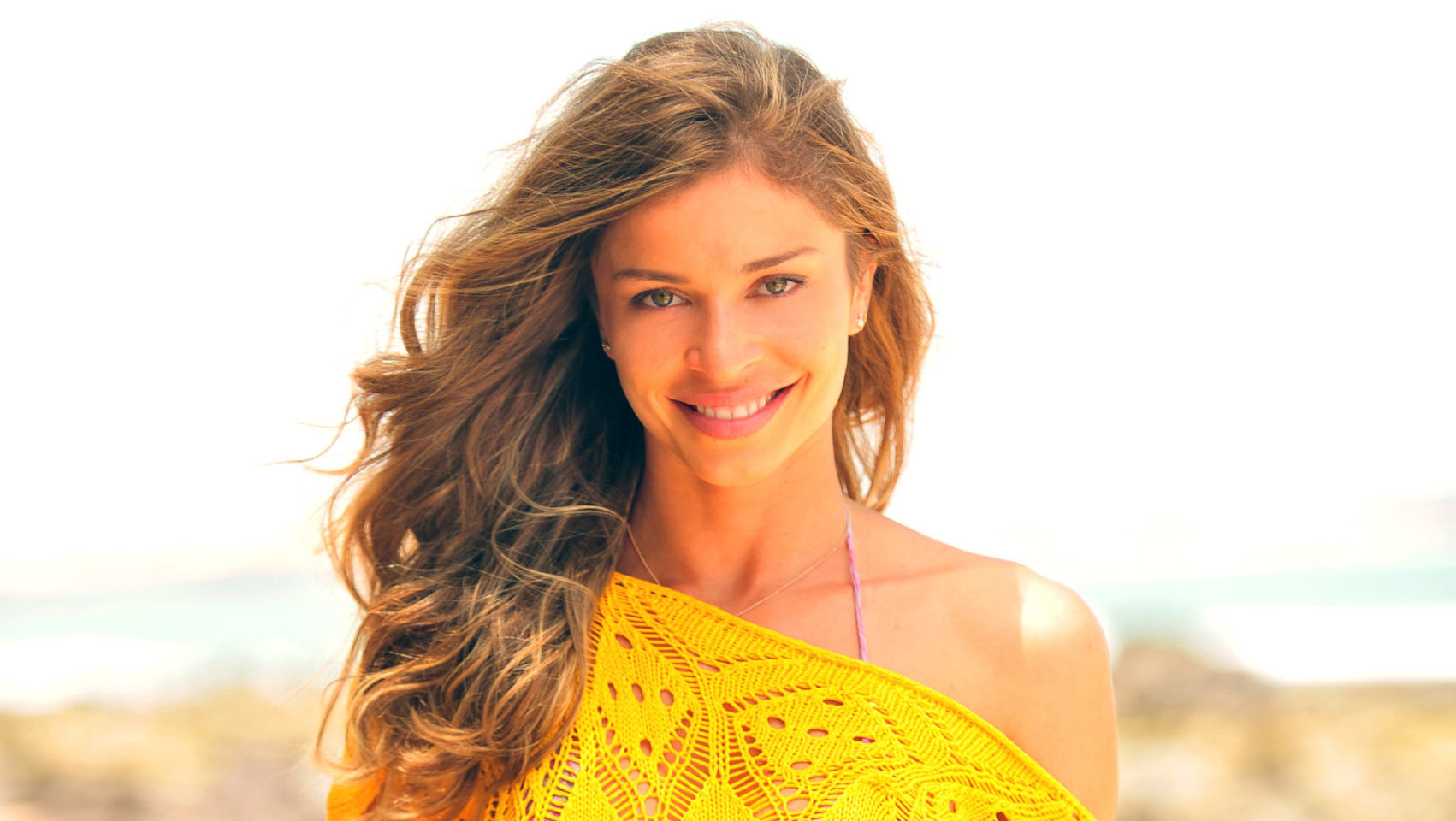 Ester (Grazi Massafera), protagonista de Flor do Caribe