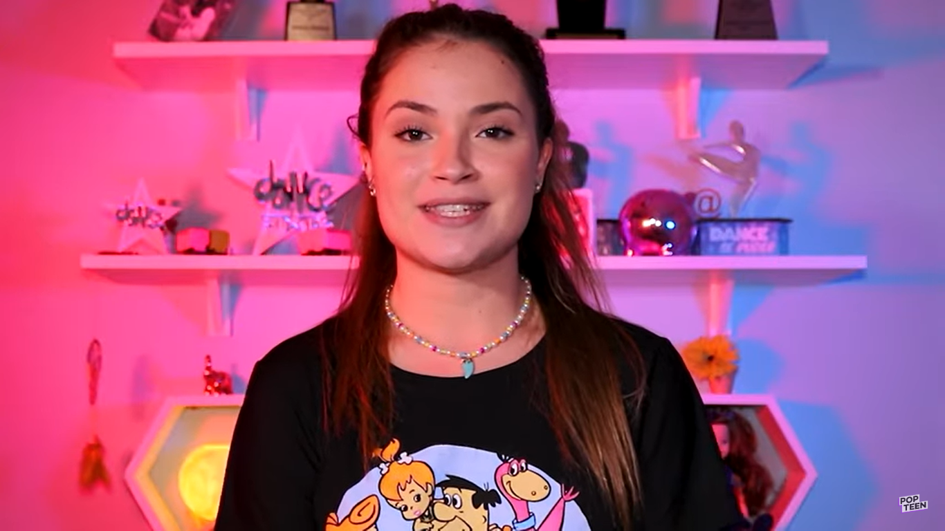 A atriz Rayssa Chaddad (Reprodução / YouTube)
