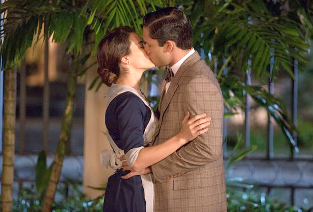Maria (Bianca Bin) e Celso (Rainer Cadete) em Êta Mundo Bom!
