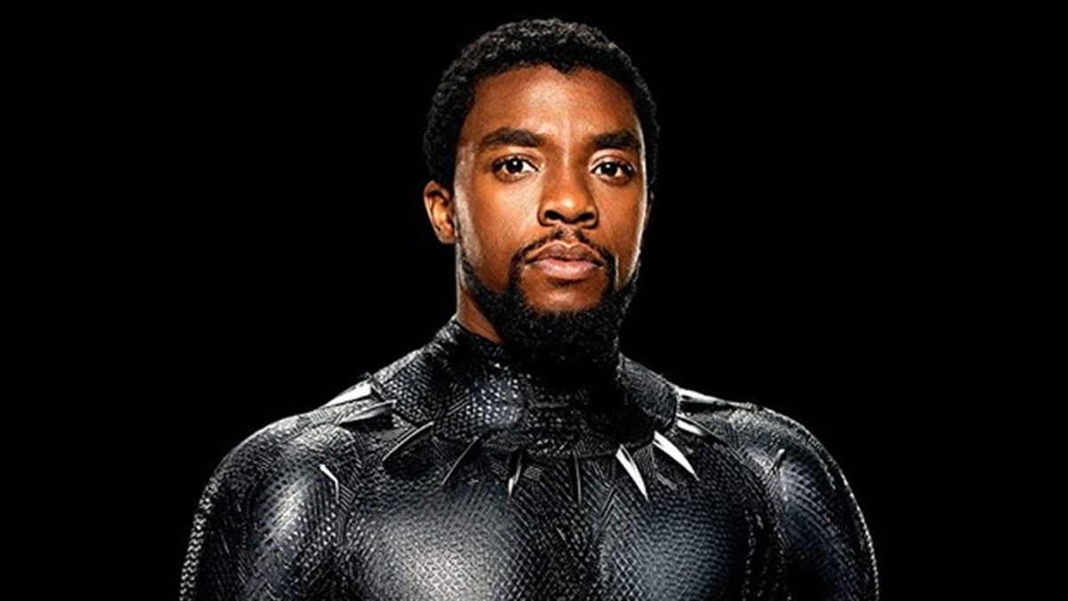Chadwick Boseman lutava há quatro anos contra um câncer de cólon. O ator interpretou o rei T'Challa em 'Pantera Negra' e uma série de outros papéis depois de ter recebido o diagnóstico (Divulgação: Marvel)