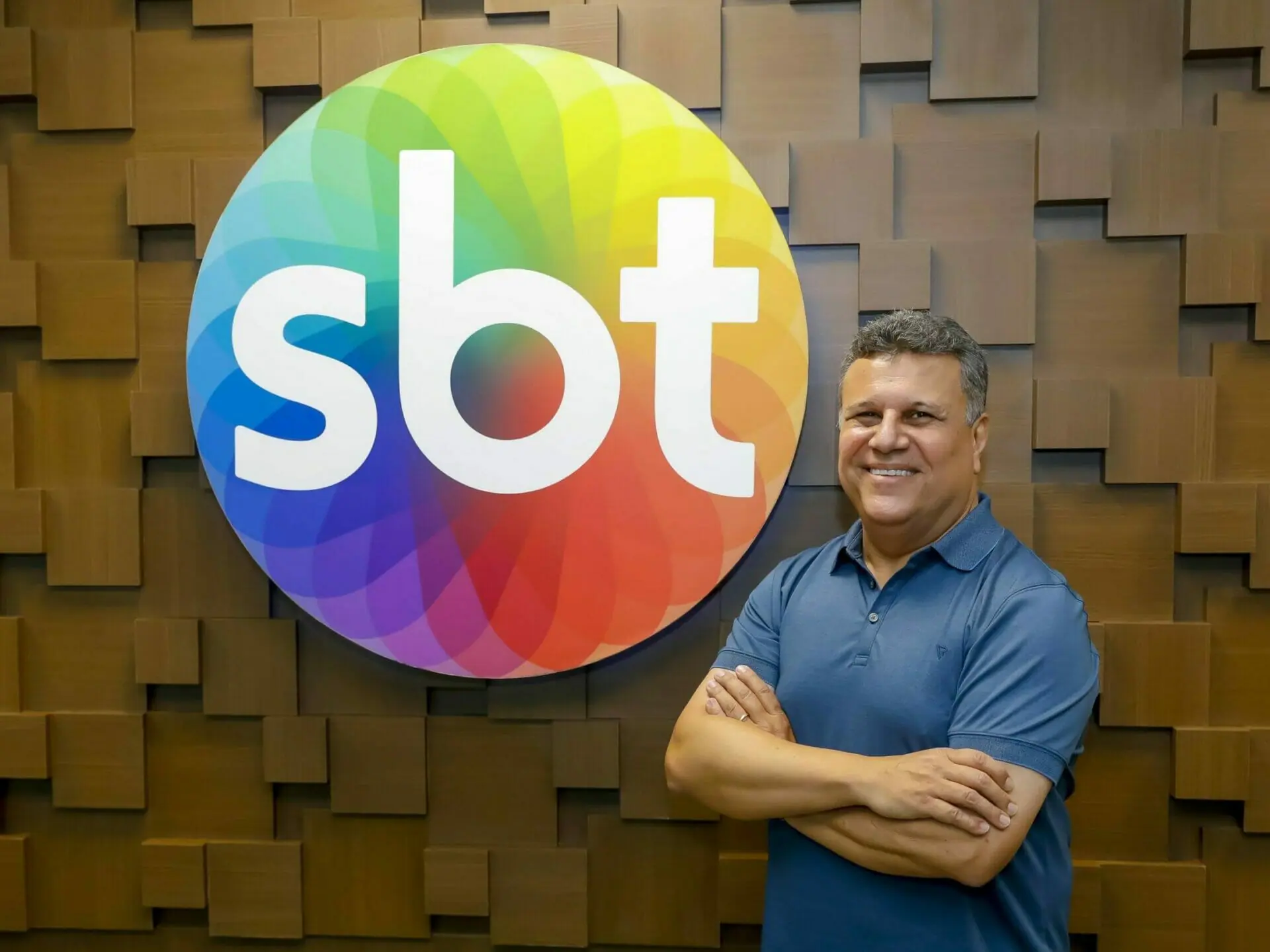 Teo José contratado pelo SBT