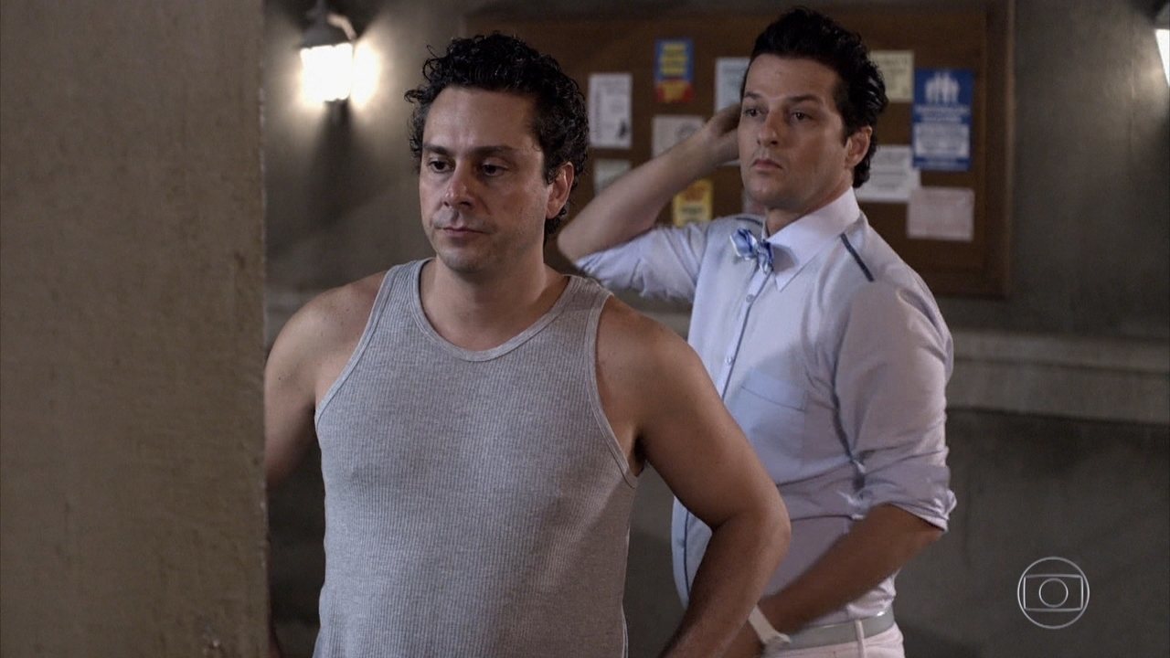 Baltazar (Alexandre Nero) e Crô (Marcelo Serrado) em Fina Estampa