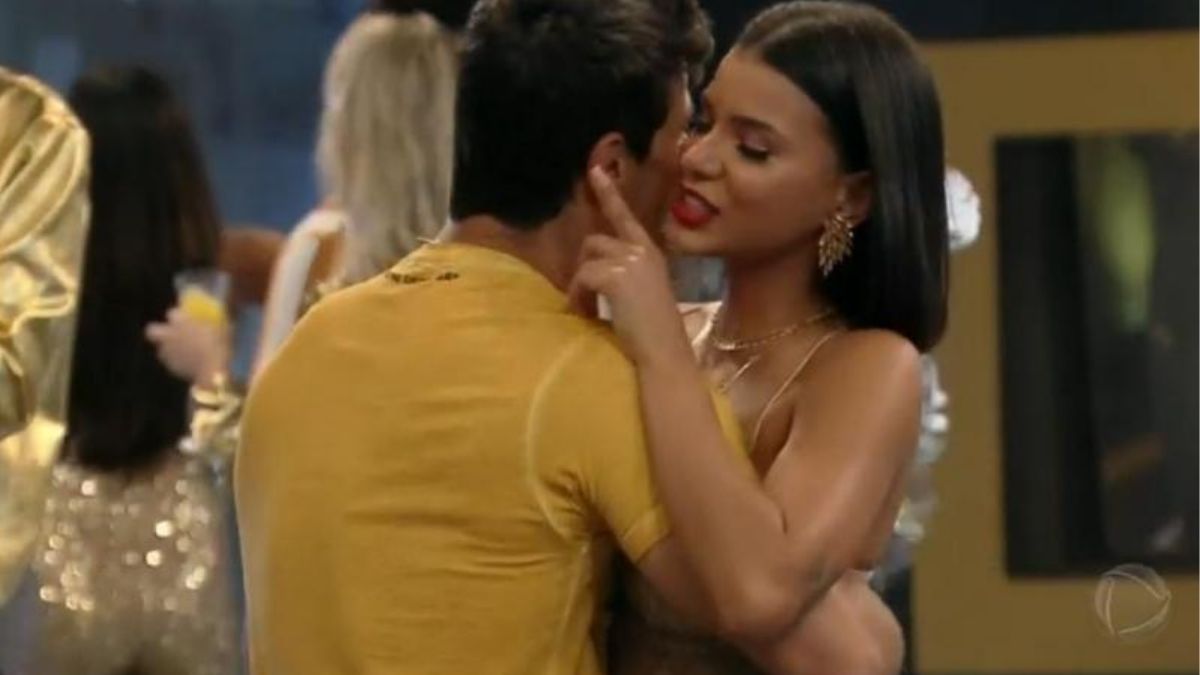 Mariano e Jakelyne Oliveira