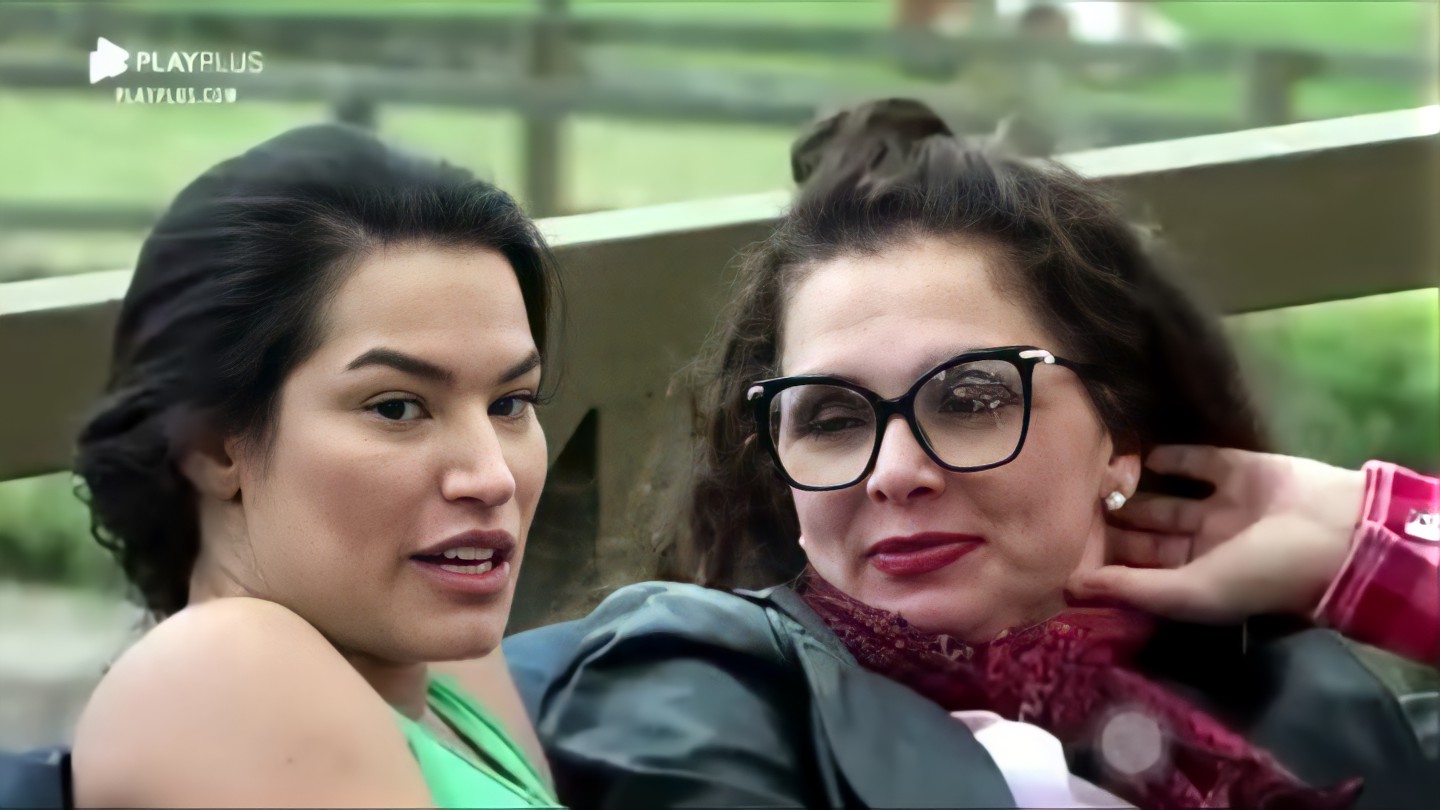 Luiza Ambiel e Raissa Barbosa (Reprodução: PlayPlus)