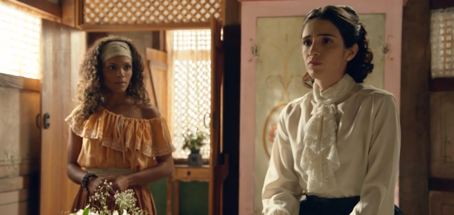 Esméria (Lidi Lisboa) e Teresa (Roberta Gualda) de Escrava Mãe