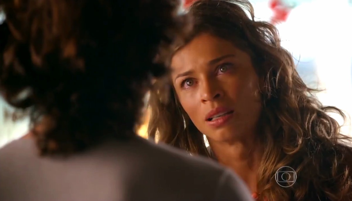 Ester (Grazi Massafera) e Alberto (Igor Rickli) em Flor do Caribe