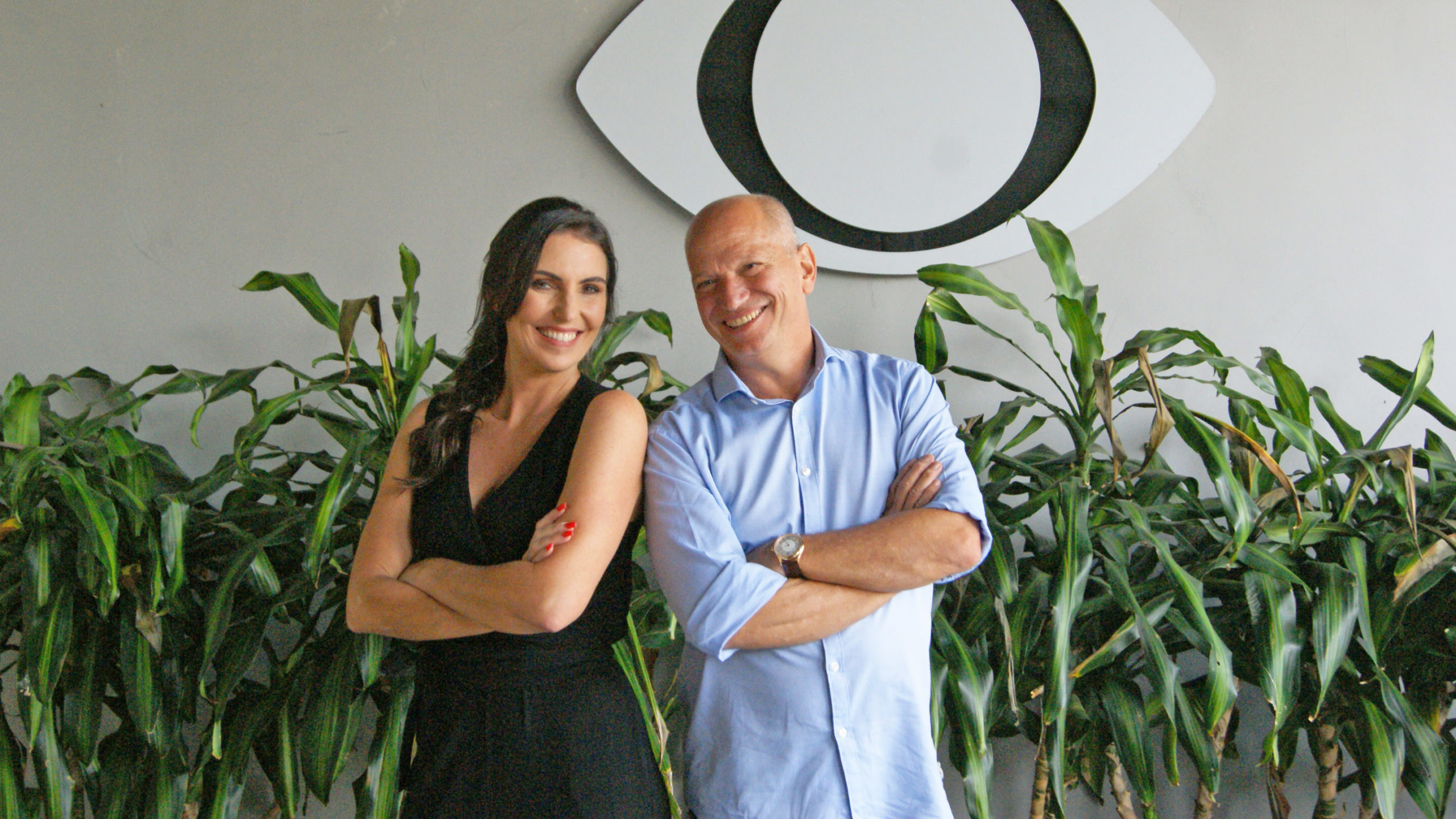 Glenda Kozlowski e Elia Júnior comandam o Show do Esporte aos domingos a partir das 10h