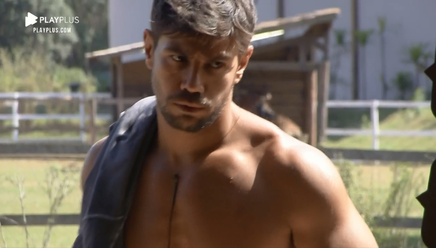 Mariano detona Jojo Todynho (Reprodução: PlayPlus)