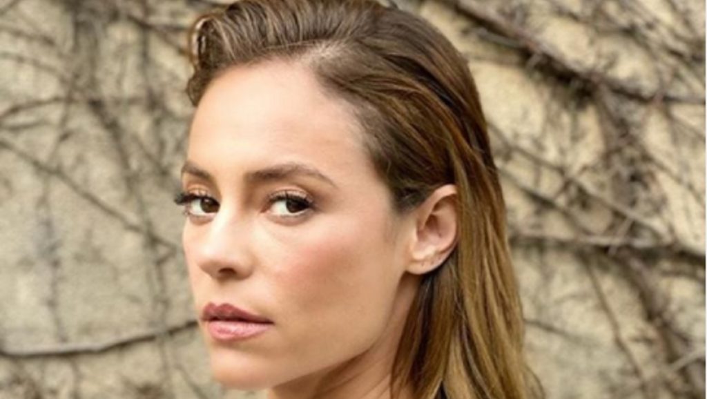 Atriz Paolla Oliveira