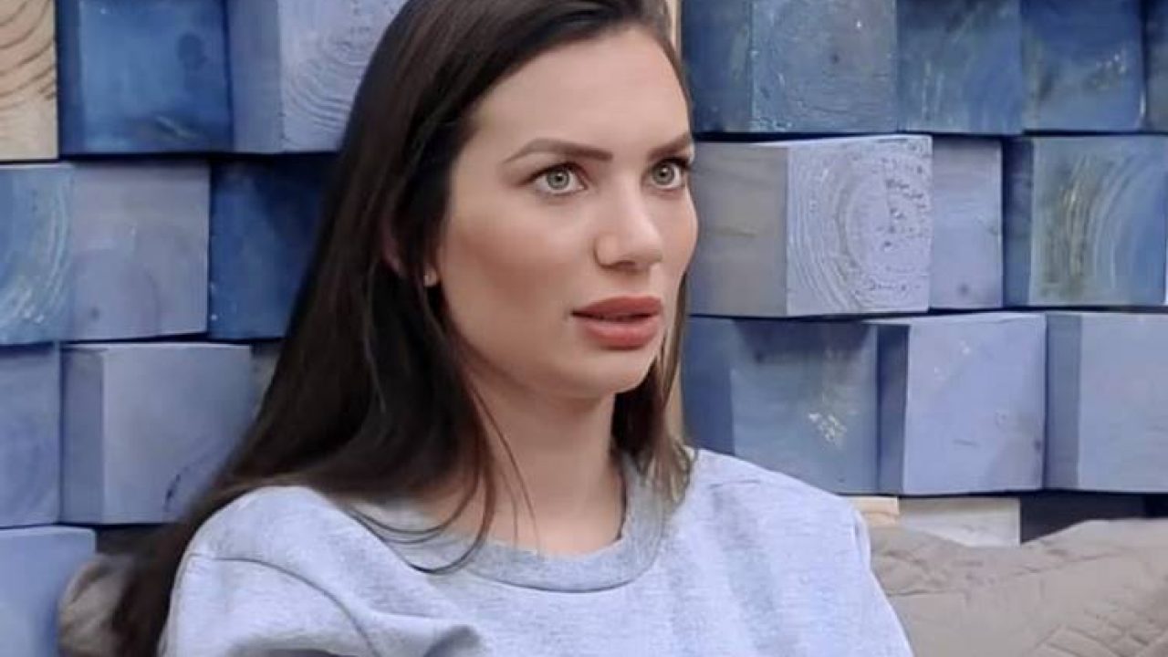 Stefani Bays