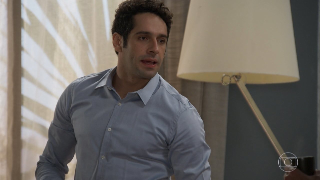 Beto (João Baldasserini) em Haja Coração