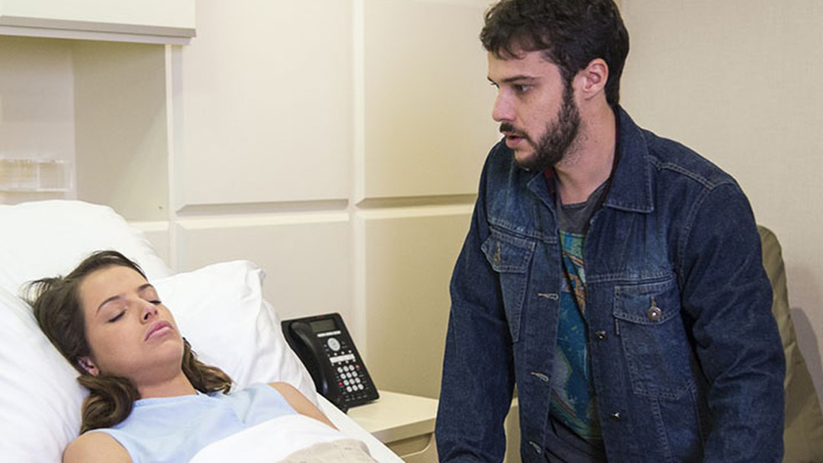 Camila (Agatha Moreira) e Giovanni (Jayme Matarazzo) em Haja Coração