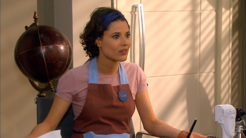 Carol (Manuela do Monte) em cena de Chiquititas (Reprodução / SBT)