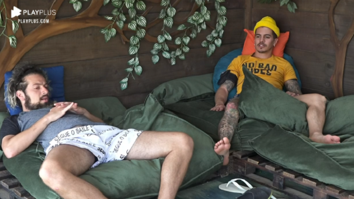 Lucas Cartolouco e Biel