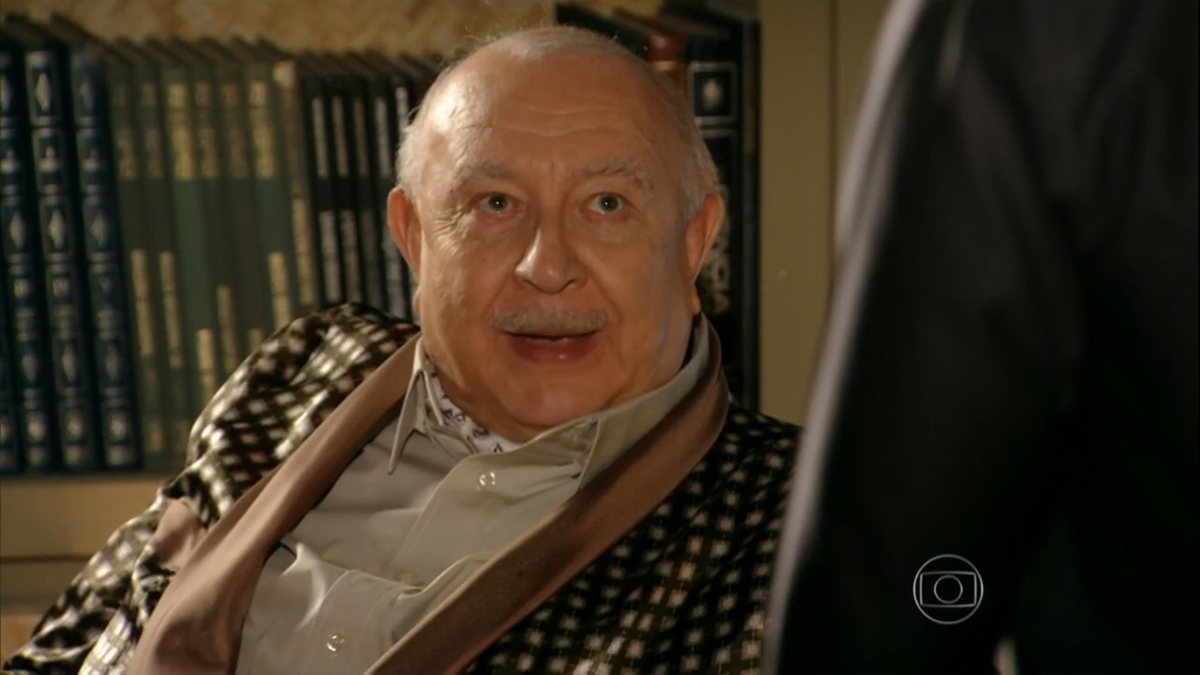 Dionísio (Sérgio Mamberti) em Flor do Caribe