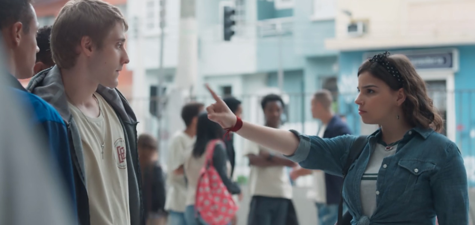 Dogão (Giovanni Gallo) e Keyla (Gabriela Medvedovski) de Malhação - Viva a Diferença