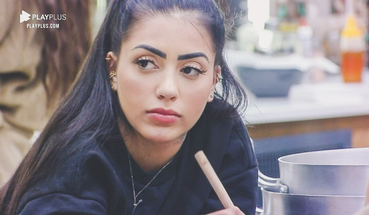 Mirella desaparece em A Fazenda 12 (Reprodução: PlayPlus)