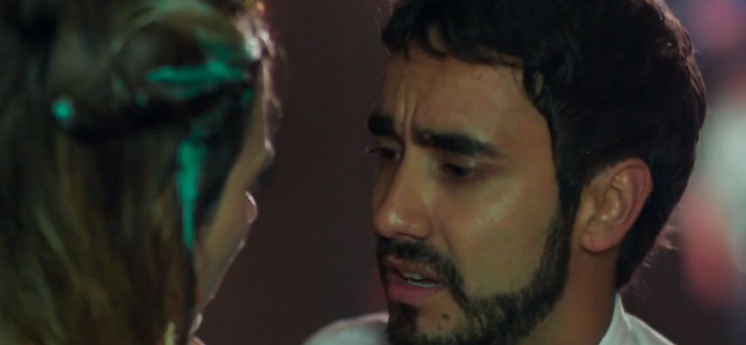 Fedora (Tatá Werneck) e Leozinho (Gabriel Godoy) de Haja Coração