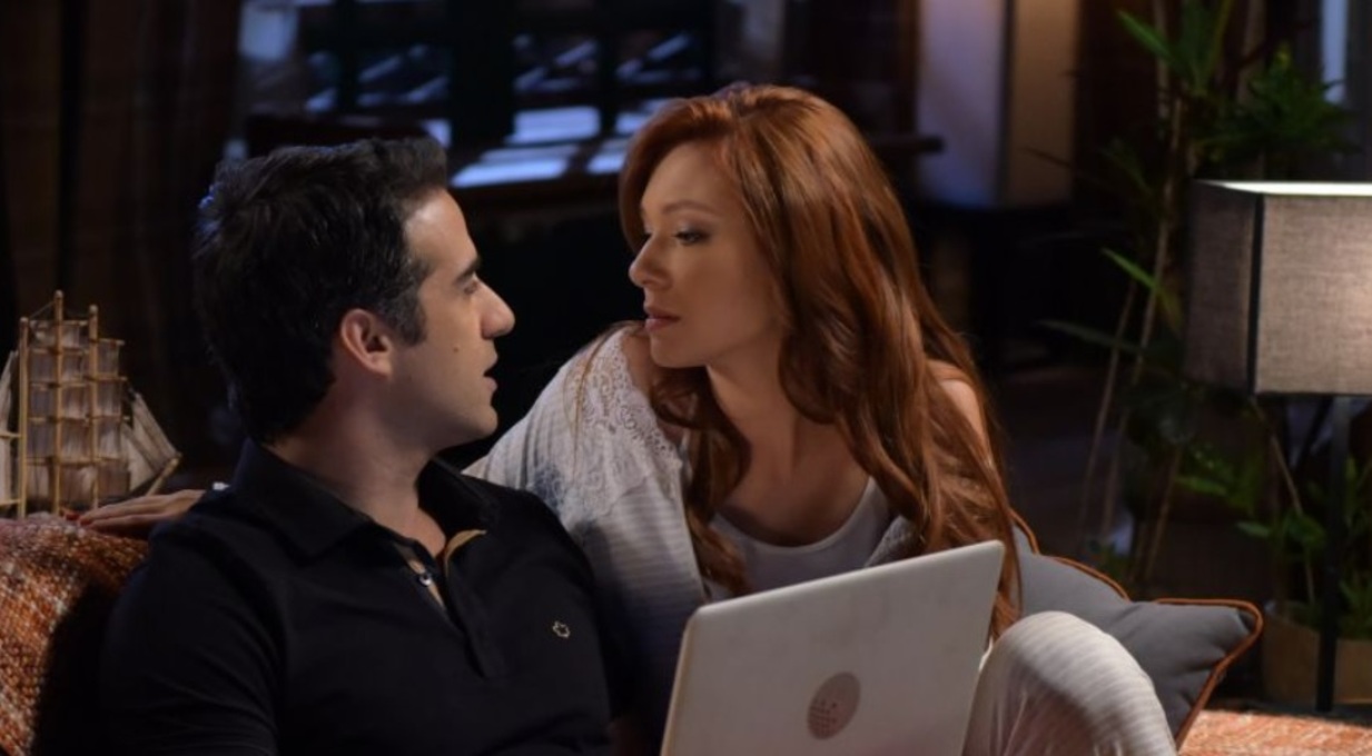 Miguel (Rafael Sardão) e Poderosa (Day Mesquita) de Amor Sem Igual (Reprodução / Record TV)