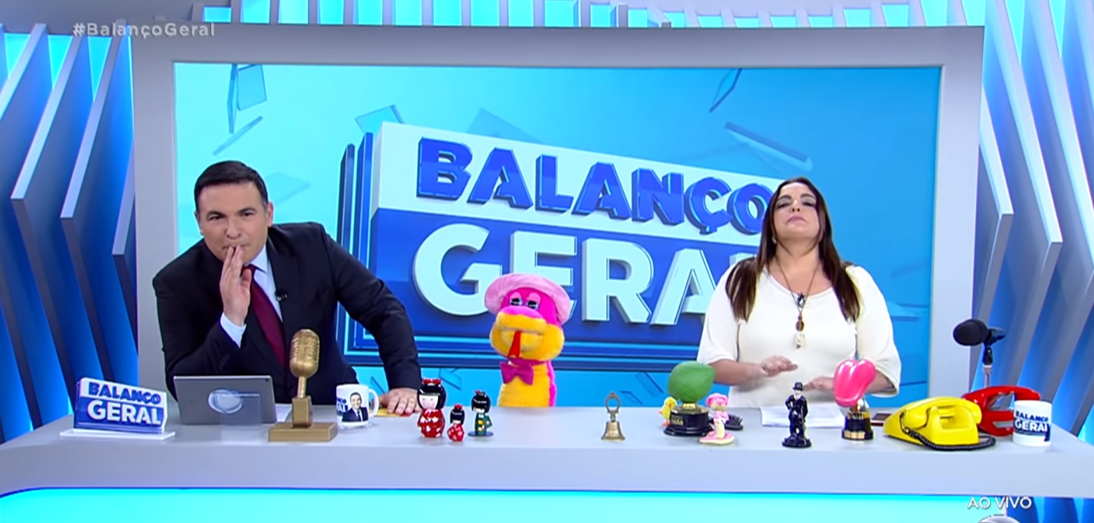 Reinaldo Gottino e Fabíola Reipert no quadro A Hora da Venenosa, do Balanço Geral SP