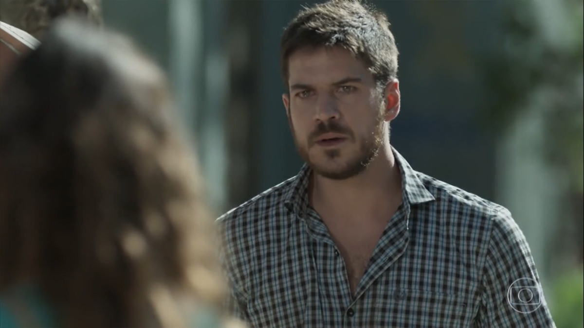 Ritinha (Isis Valverde) e Zeca (Marco Pigossi) em A Força do Querer