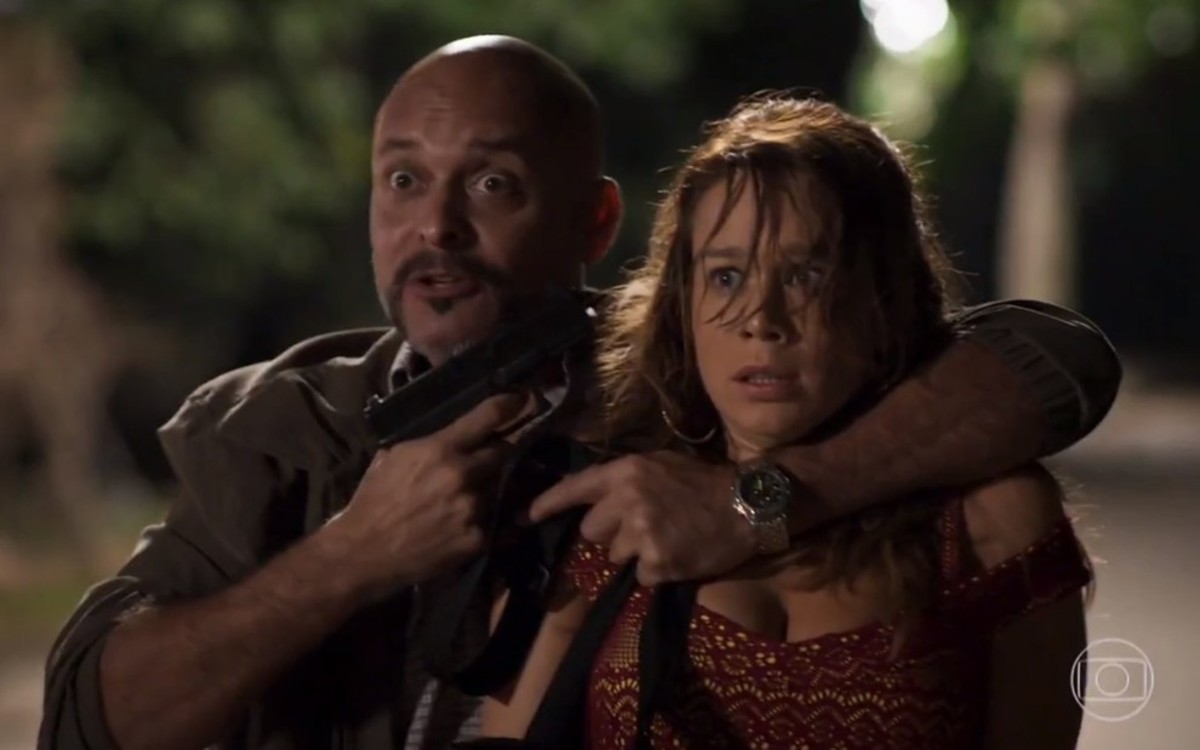 Tancinha (Mariana Ximenes) e Genésio (Cláudio Galvan) de Haja Coração