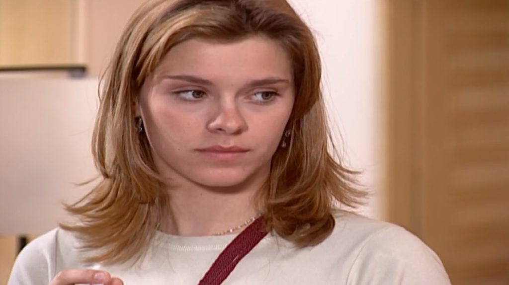 Camila, de Laços de Família