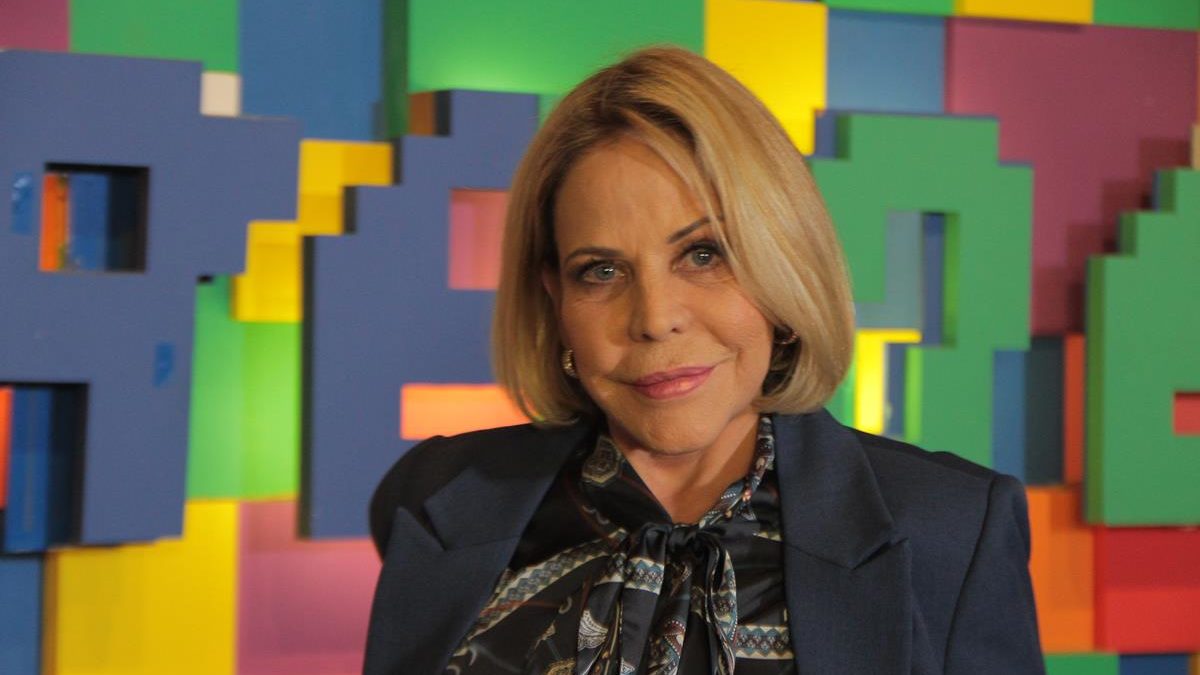 Claudete Troiano comanda o Vou te Contar (Divulgação / RedeTV!)