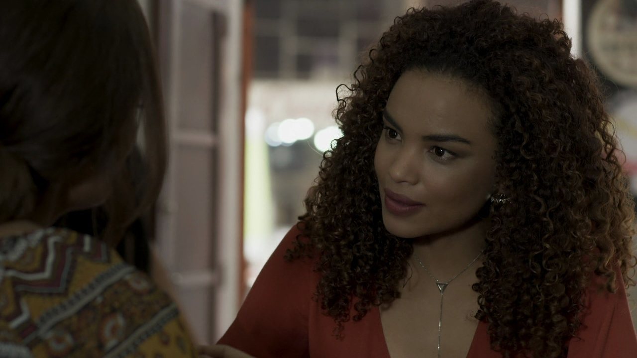 Leila (Lucy Ramos), em A Força do Querer