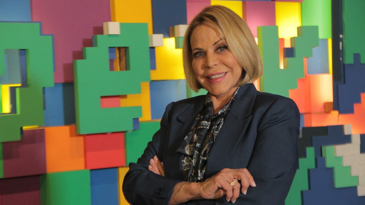 Claudete Troiano na RedeTV!