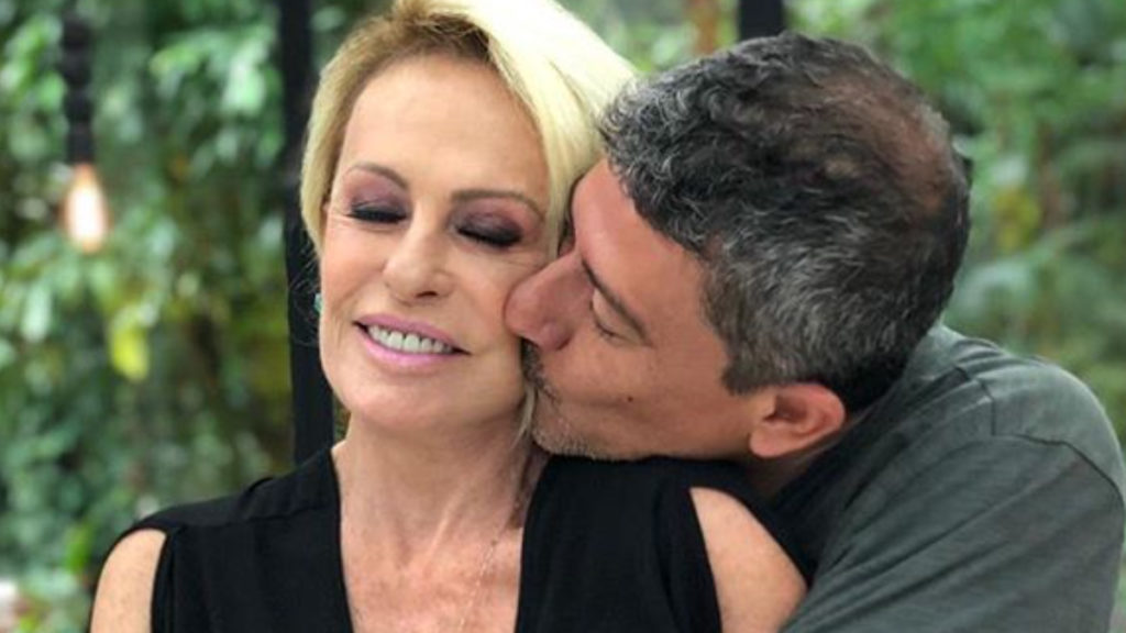Ana Maria Braga e Tom Veiga, int&eacute;rprete do Louro Jos&eacute; no Mais Voc&ecirc;
