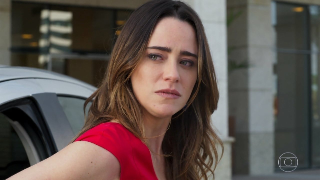 Bruna (Fernanda Vasconcellos) em Haja Coração