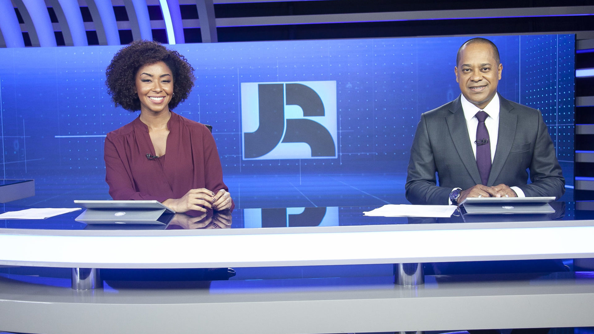 Record coloca jornalistas negros na bancada em 20 de novembro