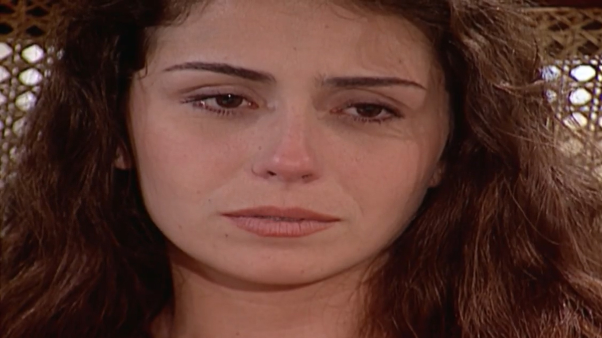 Capitu (Giovanna Antonelli) em Laços de Família