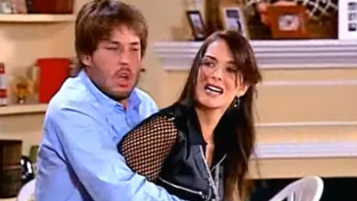 Fred (Roger Gobeth) e Delfina (Maria Carolina Ribeiro) em Floribella