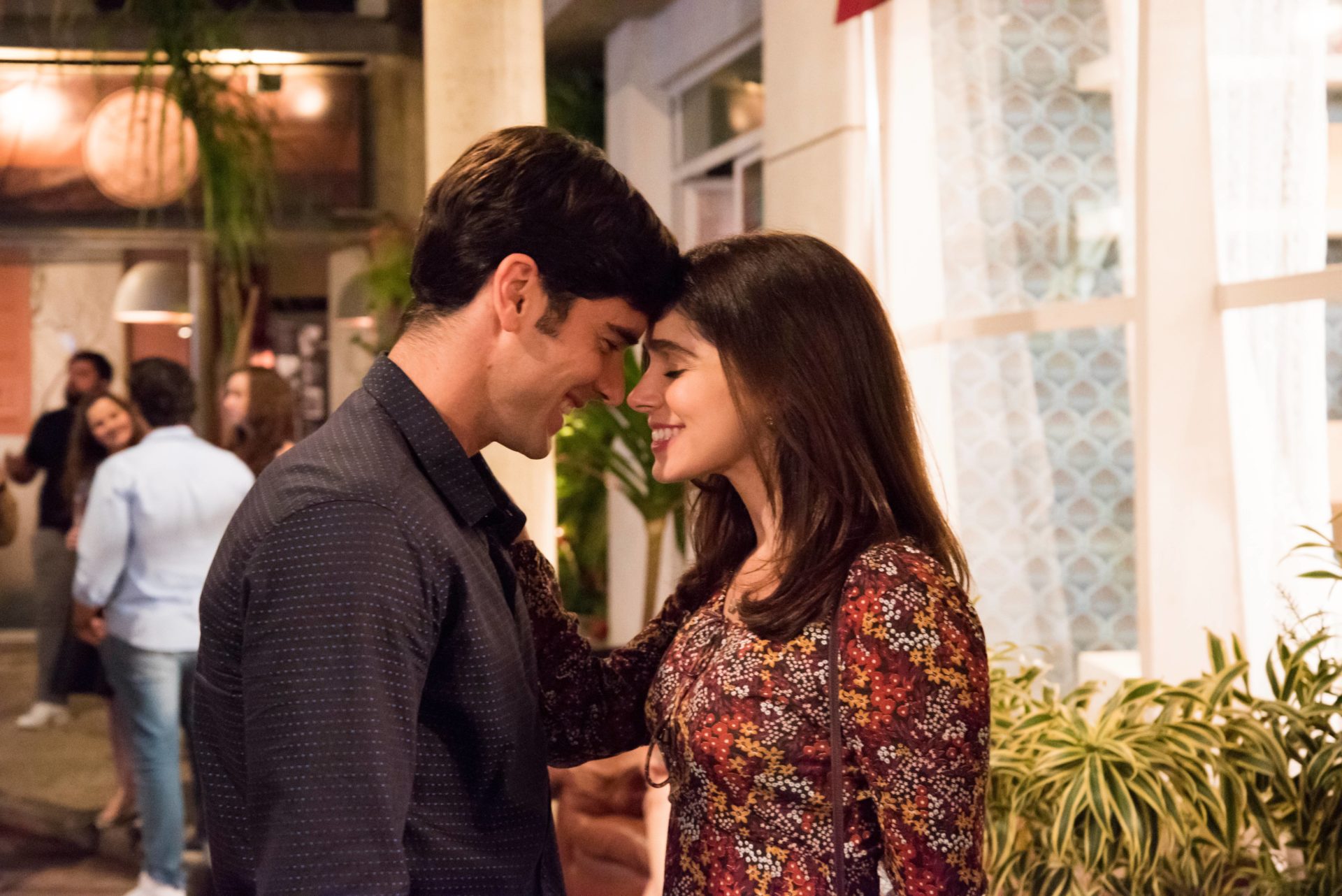 Felipe (Marcos Pitombo) e Shirlei (Sabrina Petraglia) em Haja Coração