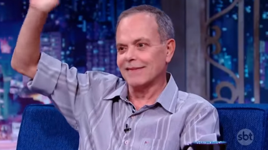Jornalista Fernando Vannuci, no The Noite, do SBT
