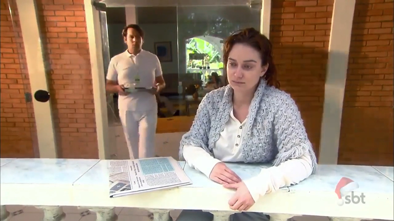 Maria Pinna como Regina em Cúmplices de um Resgate (Reprodução / Dailymotion)
