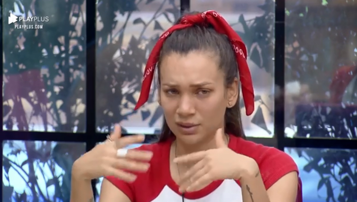 Séfani Bays desabafa com Mateus Carrieri (Reprodução: PlayPlus)
