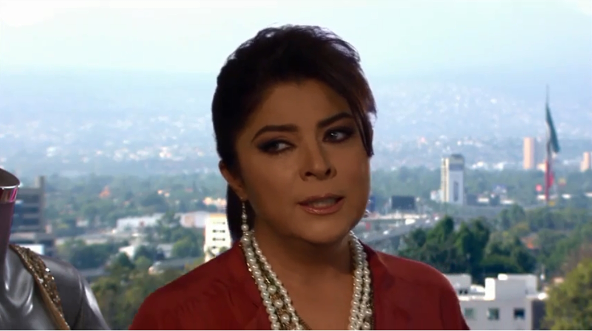 Maria promete investigar cada passo de Maria Desamparada (Reprodução: Televisa S.A.)