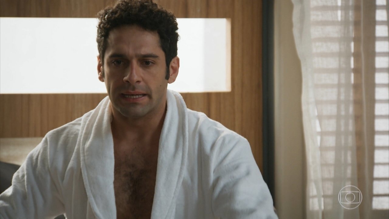 Beto (João Baldasserini) em Haja Coração