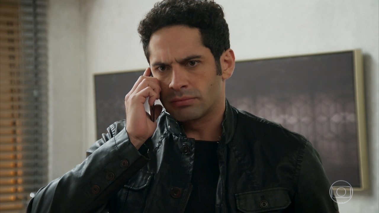 Beto (João Baldasserini) em Haja Coração