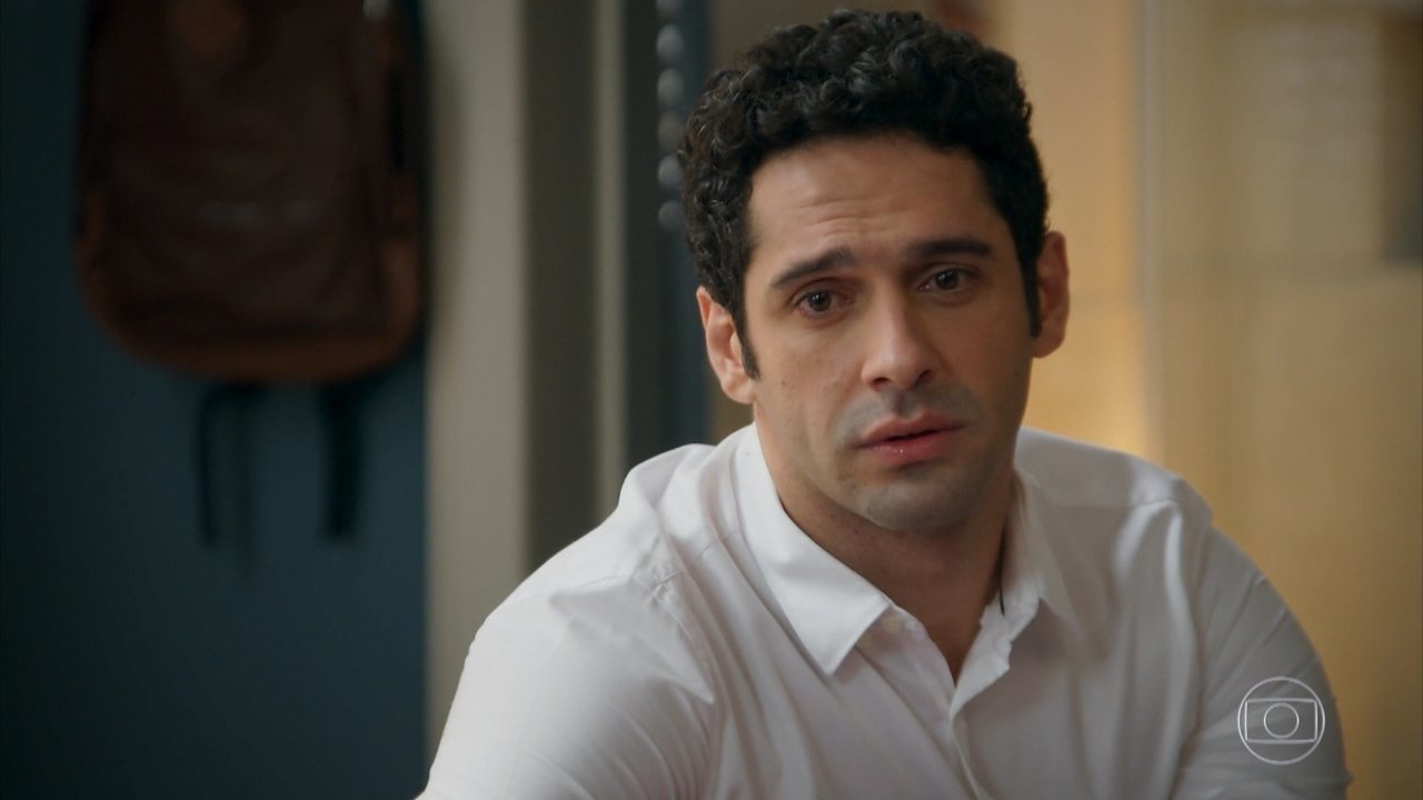 Beto (João Baldasserini) em Haja Coração